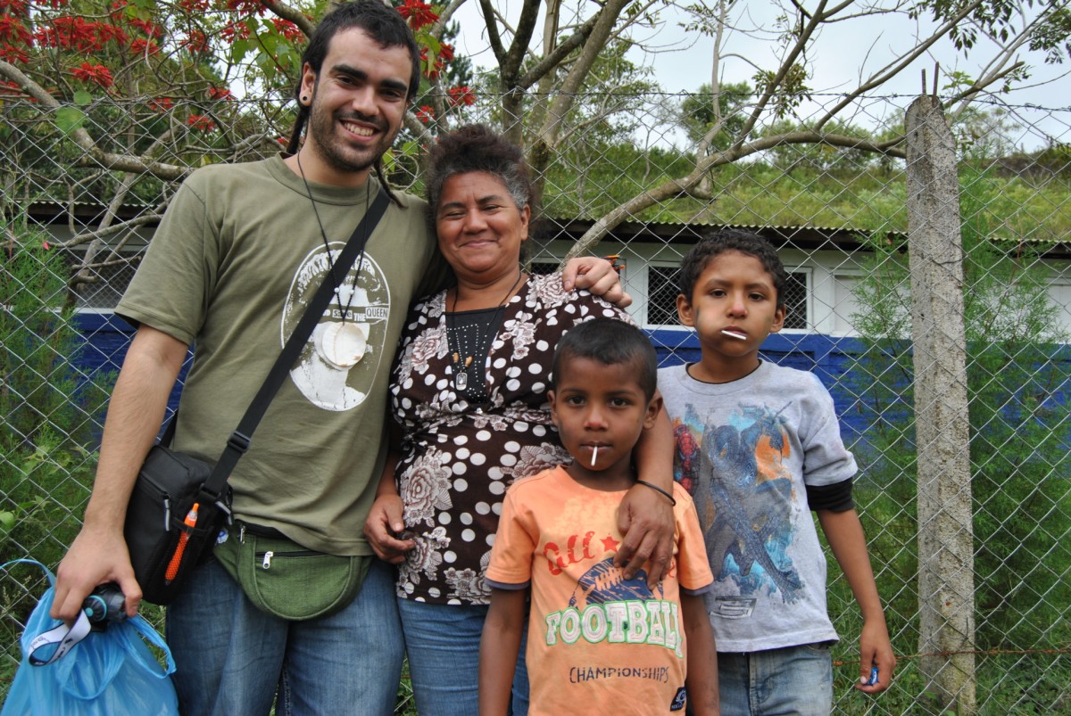 Se buscan voluntarios para América Latina